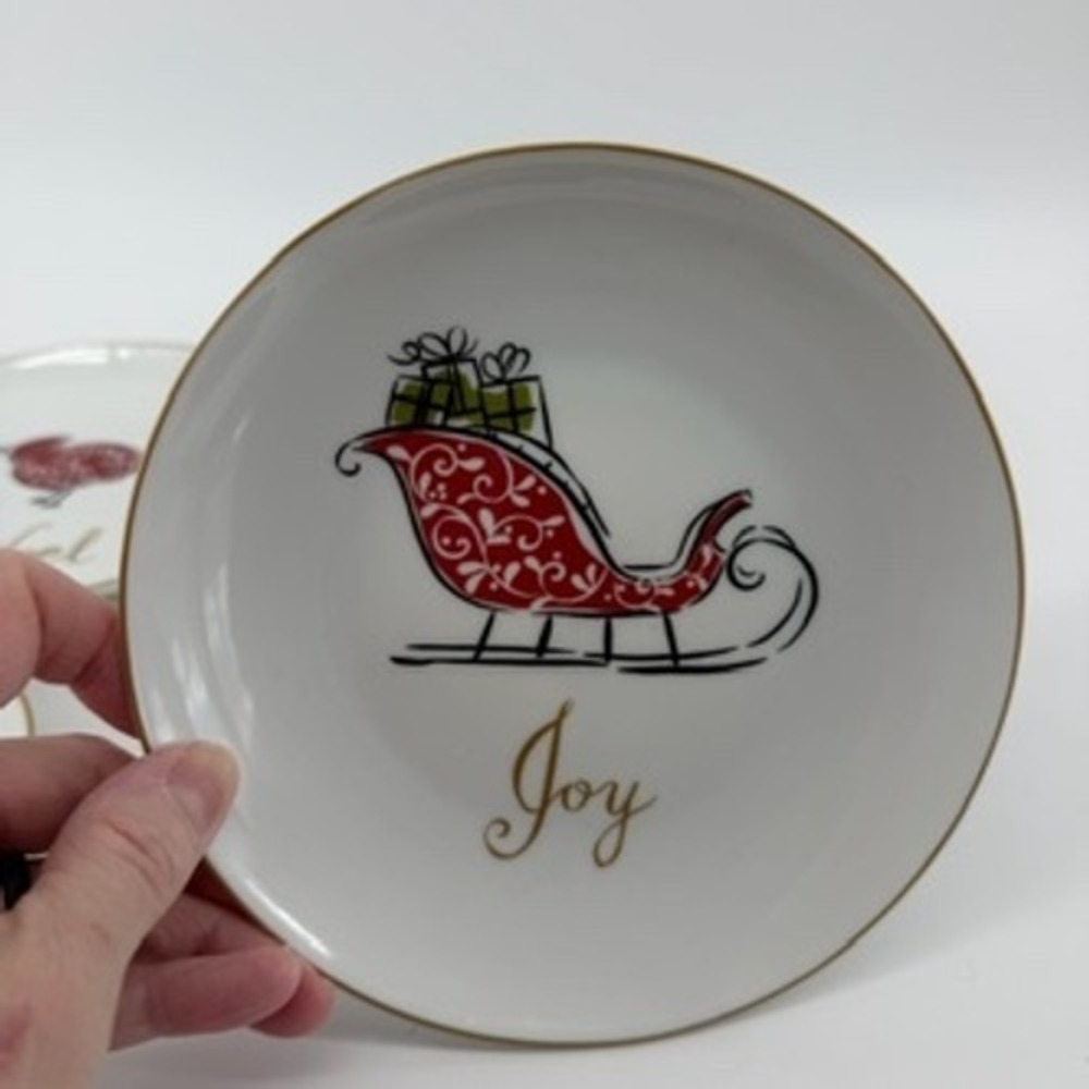 Set of 4 222 Fifth Natala Christmas Holiday Dessert Plates - Picture 3 of 11